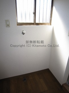 三重県志摩市阿児町の不動産・賃貸アパート室内（室内洗濯機置場）